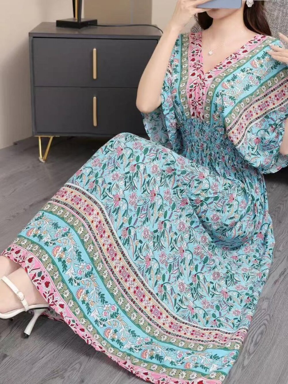 Women's dress in brand new condition